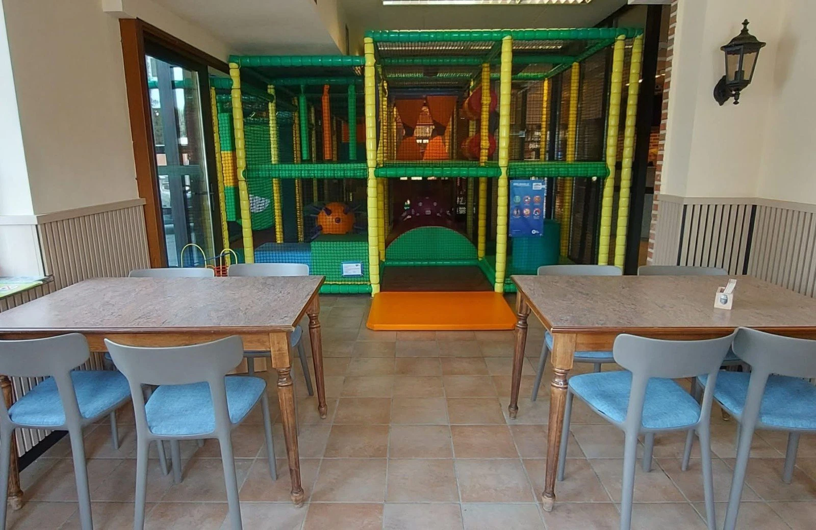 Indoor speeltuin wilhelm tell 3